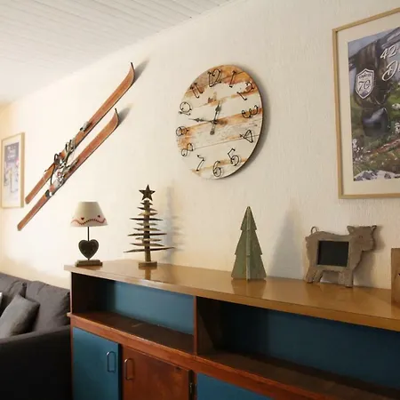 Les Ambrunes Apartment