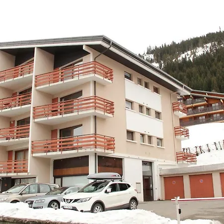 Les Ambrunes Apartment